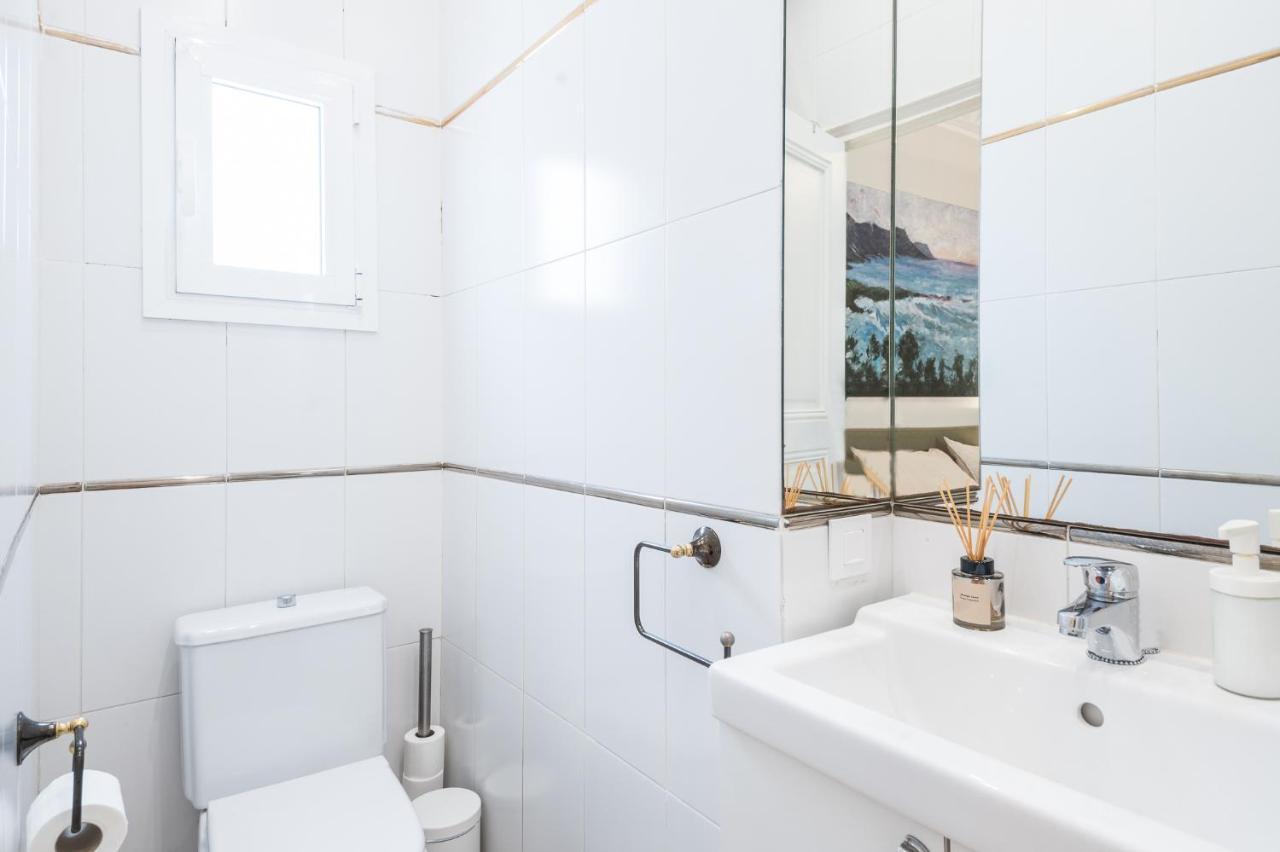 Modernist Apartment In The Best Location Barcelona Eksteriør billede